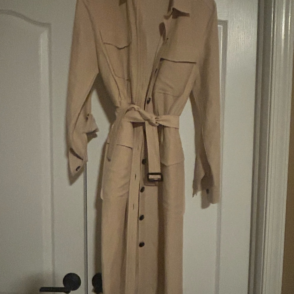 Ann Taylor Beige Belted Trench Coat